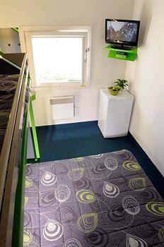 Lemon Hotel Dreux Chartres Екстериор снимка